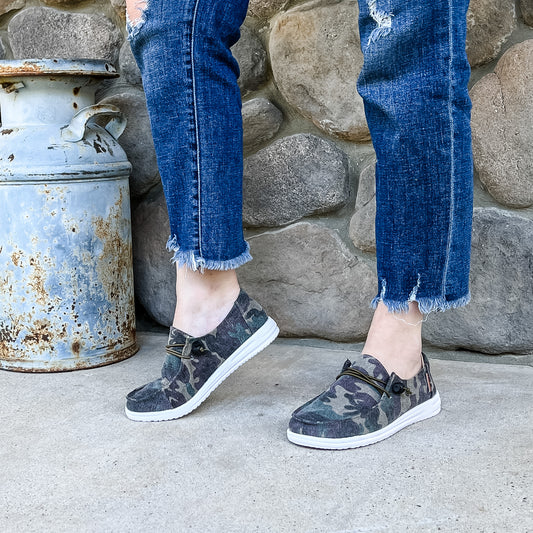 Corkys Women's Kayak Slip On Sneaker - Camo