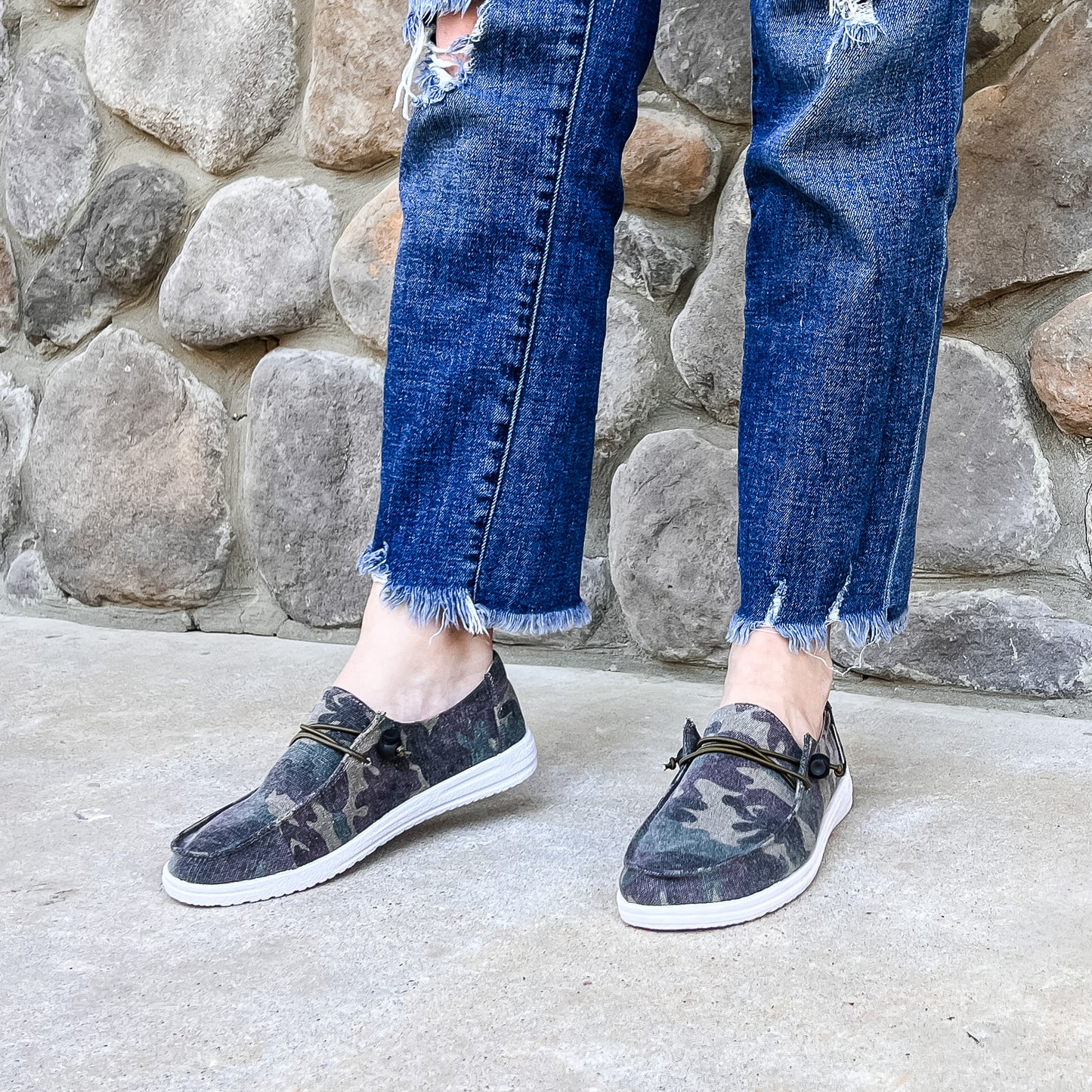 Corkys Women's Kayak Slip On Sneaker - Camo