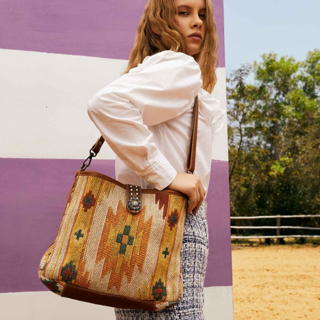 Myra Bag Flowery Spring Shoulder Bag