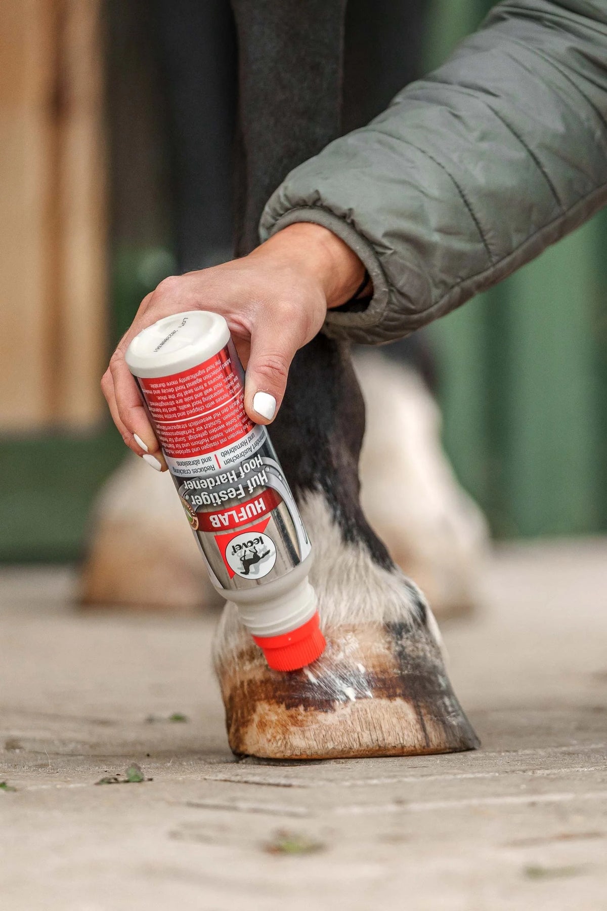 Lab Tack Leovet Hoof Lab Hoof Hardener - 200ml – AJ Tack