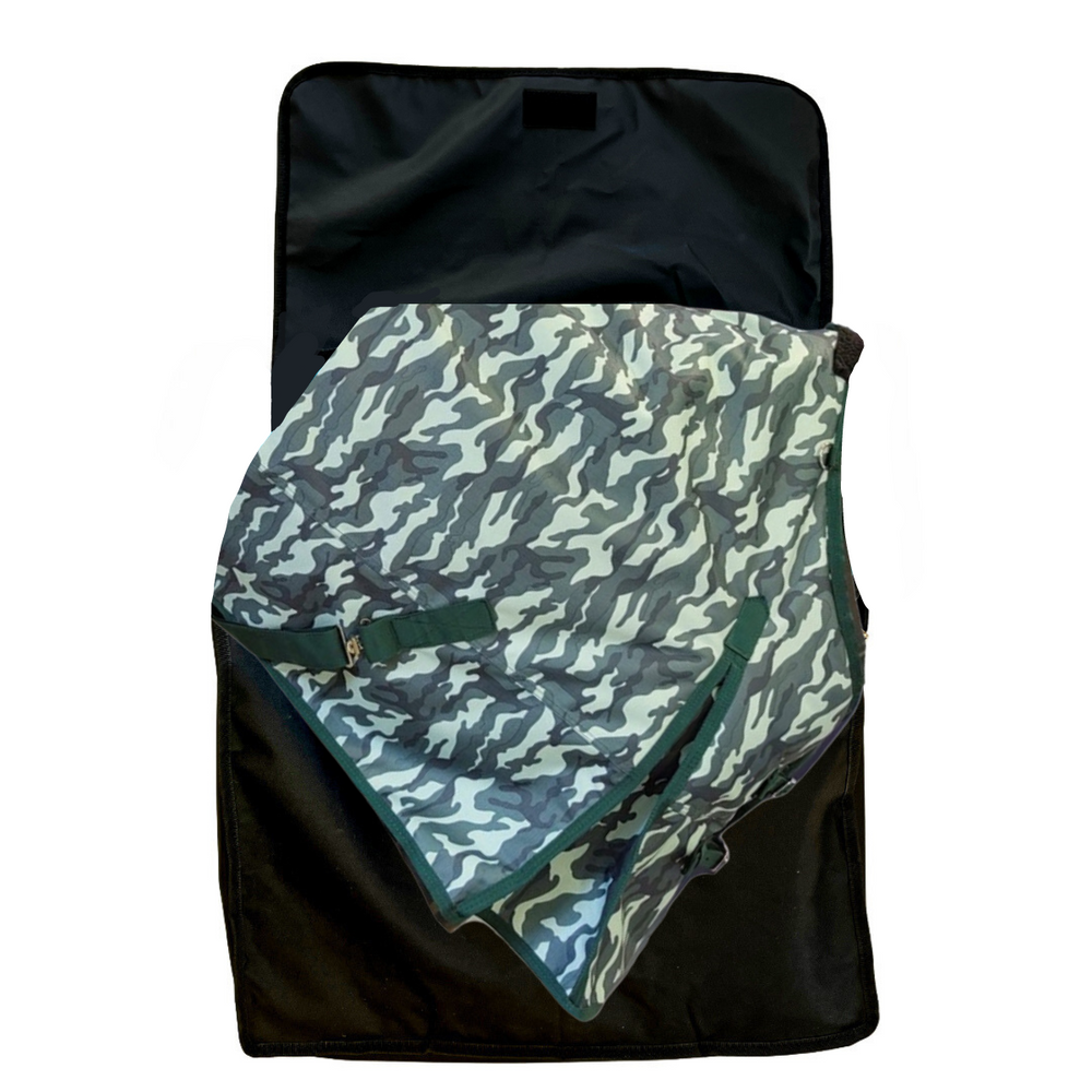 AJ Tack 1200D Horse Turnout Blanket with Storage Bag - Camouflage