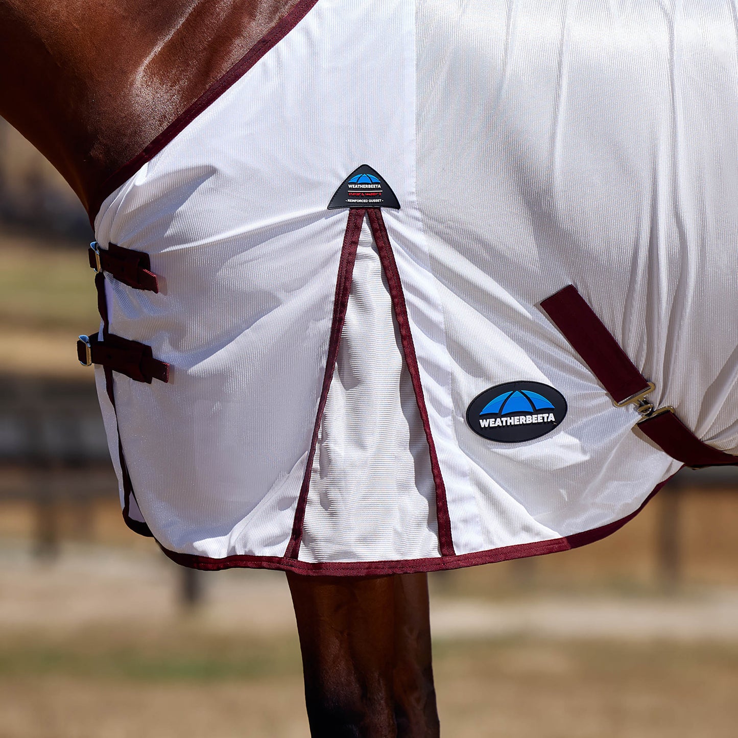 image_addtnl_3 - White/Burgundy - WeatherBeeta ComFiTec Essential Fly Sheet - .jpg