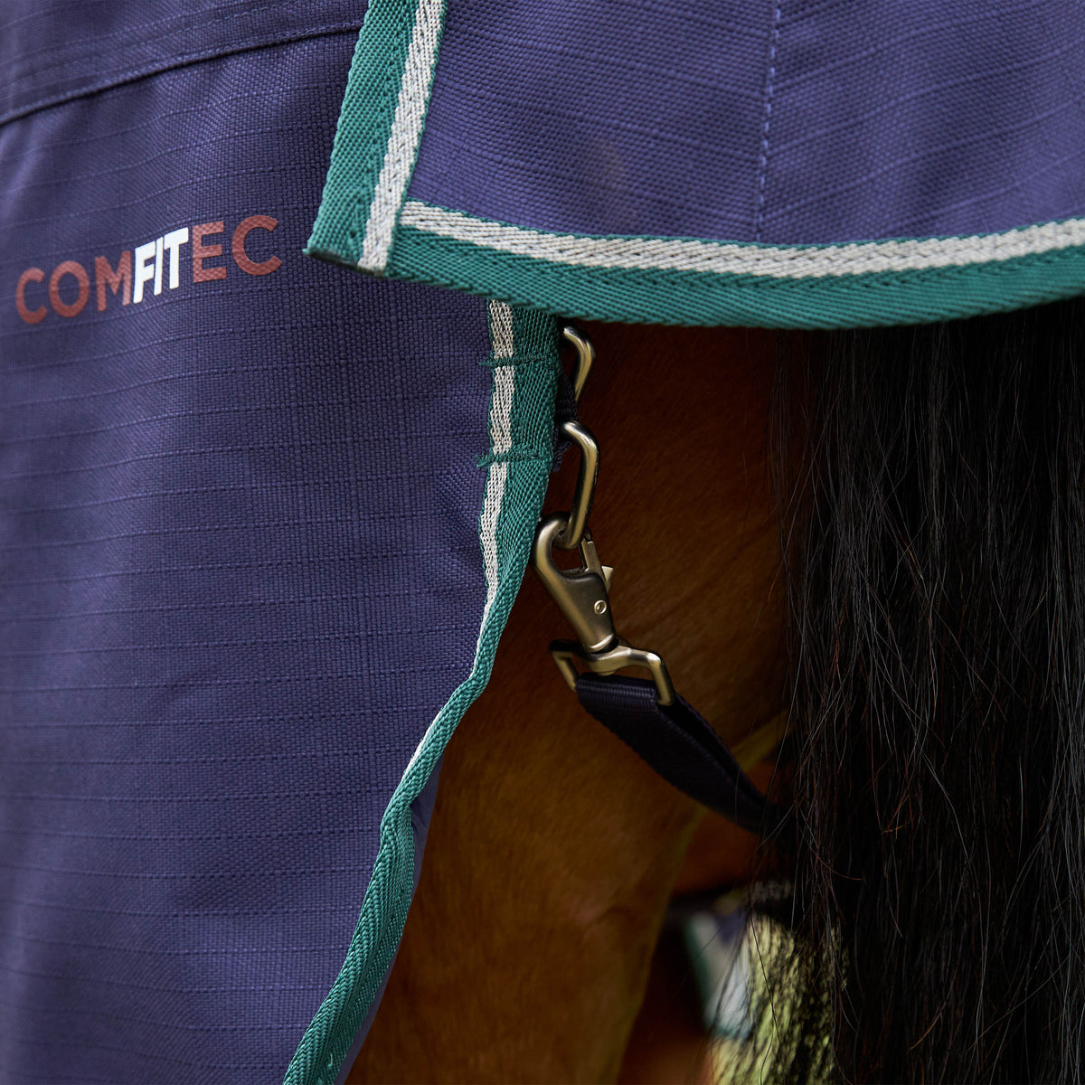 image_feature_4 - Forest Green/Navy - WeatherBeeta ComFiTec Plus Dynamic Turnout High Neck 220g - .jpg