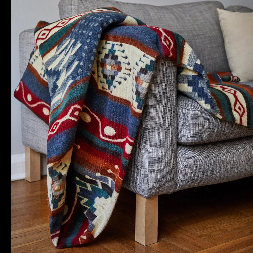 Legacy Creek Sumaco Wave Blanket