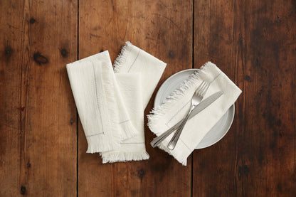 Mud Pie White Fringe Dinner Napkins