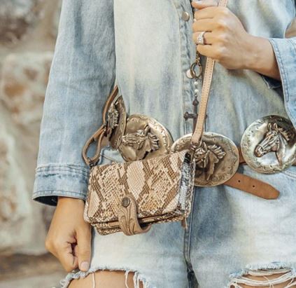 STS Ranchwear Stella Crossbody Wallet